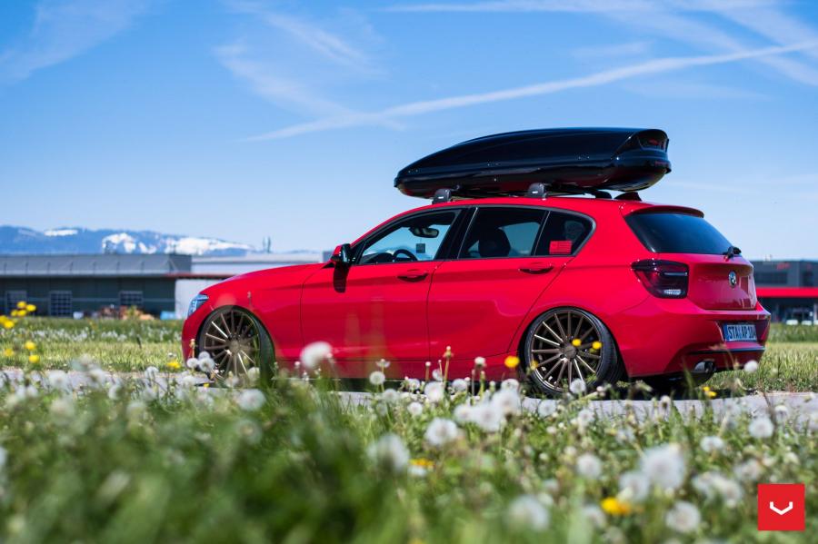  BMW 1-Series on Vossen Wheels (VFS2) 2017 года  (фото 3 из 26)